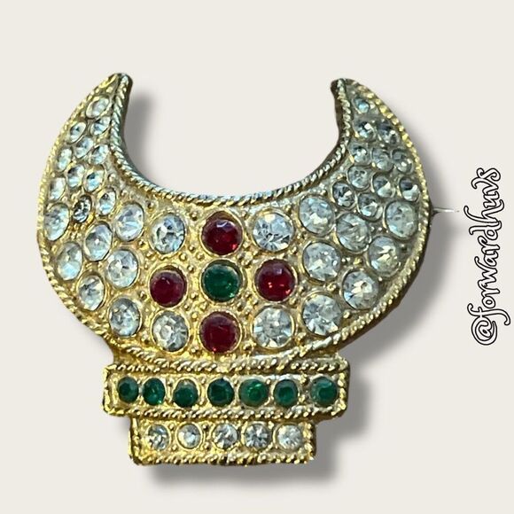 Vintage Shriners Fez Pin with Clear Rhinestone Accents - Picture 5 of 12